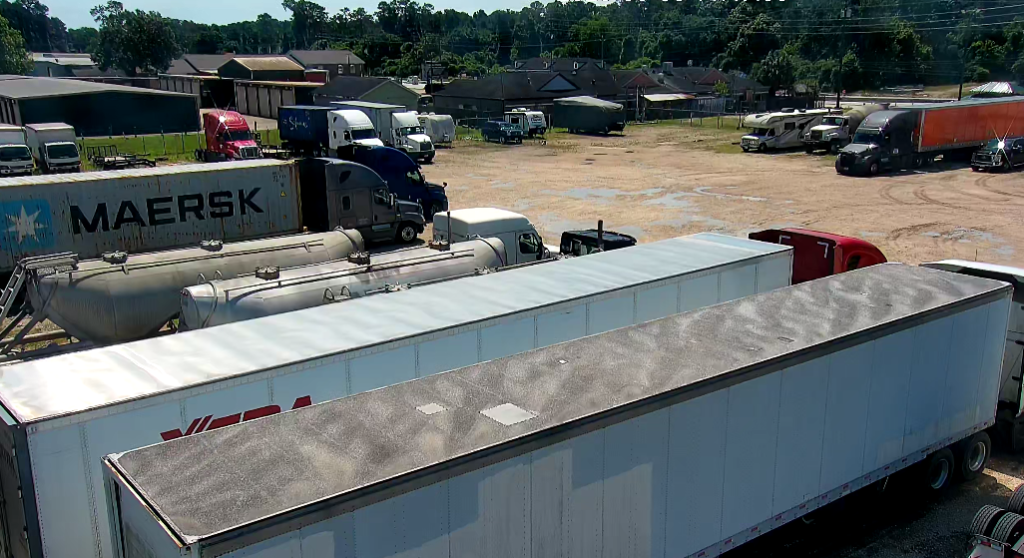 Humble 18 wheeler parking